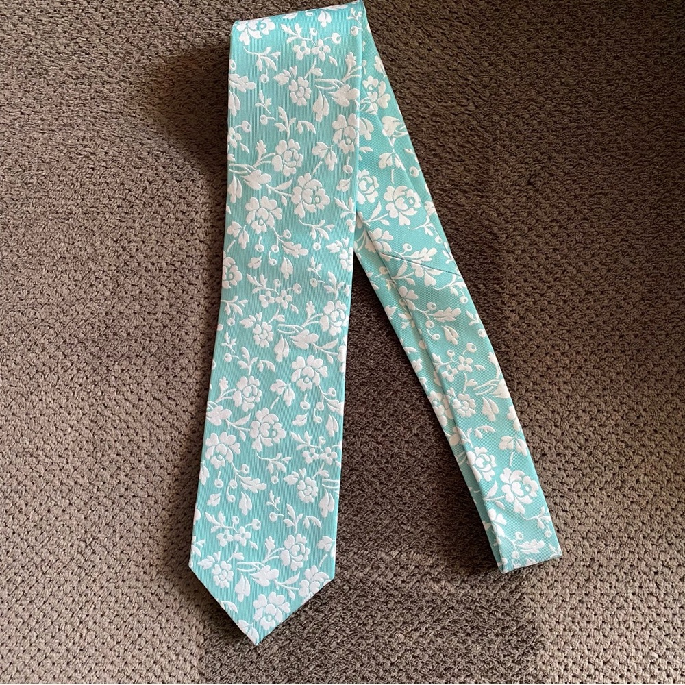 Paul Fredrick necktie 100% silk - Picture 10 of 11